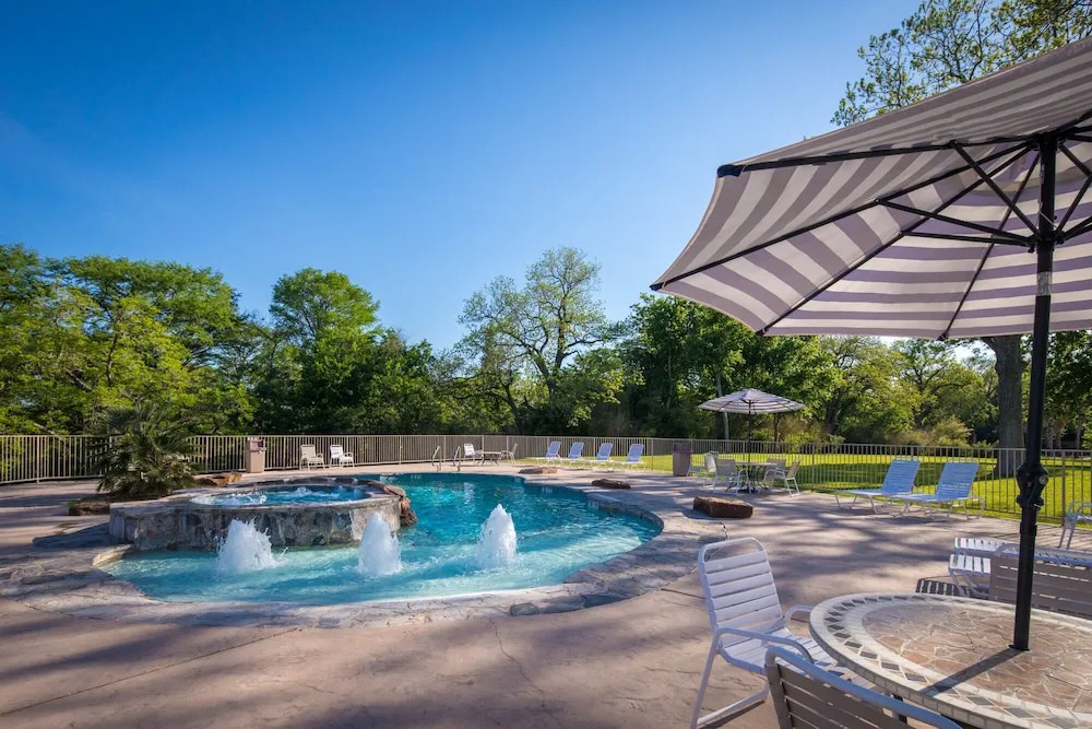 Waterwheel Escape Condo 2 Bedrooms 2 Bathrooms Condo