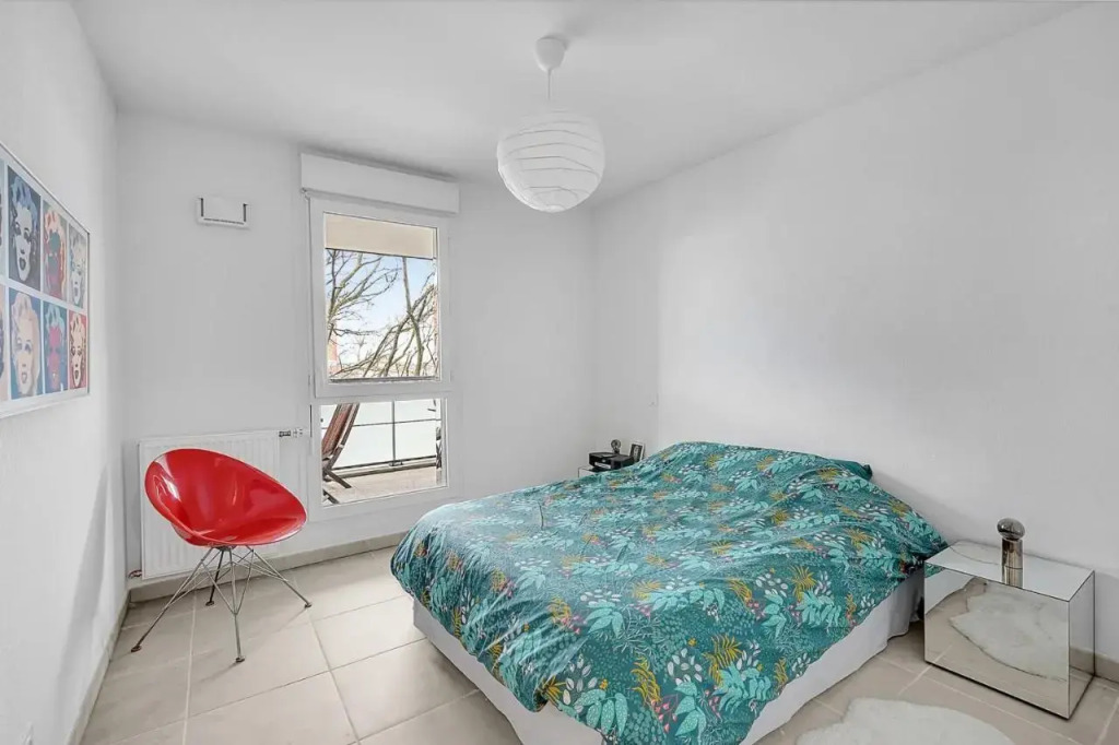 Beautiful And Spacious Apt at 19 Min From Downtown