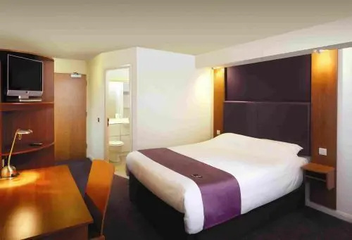 Premier Inn St Helens (A580/ East Lancs)