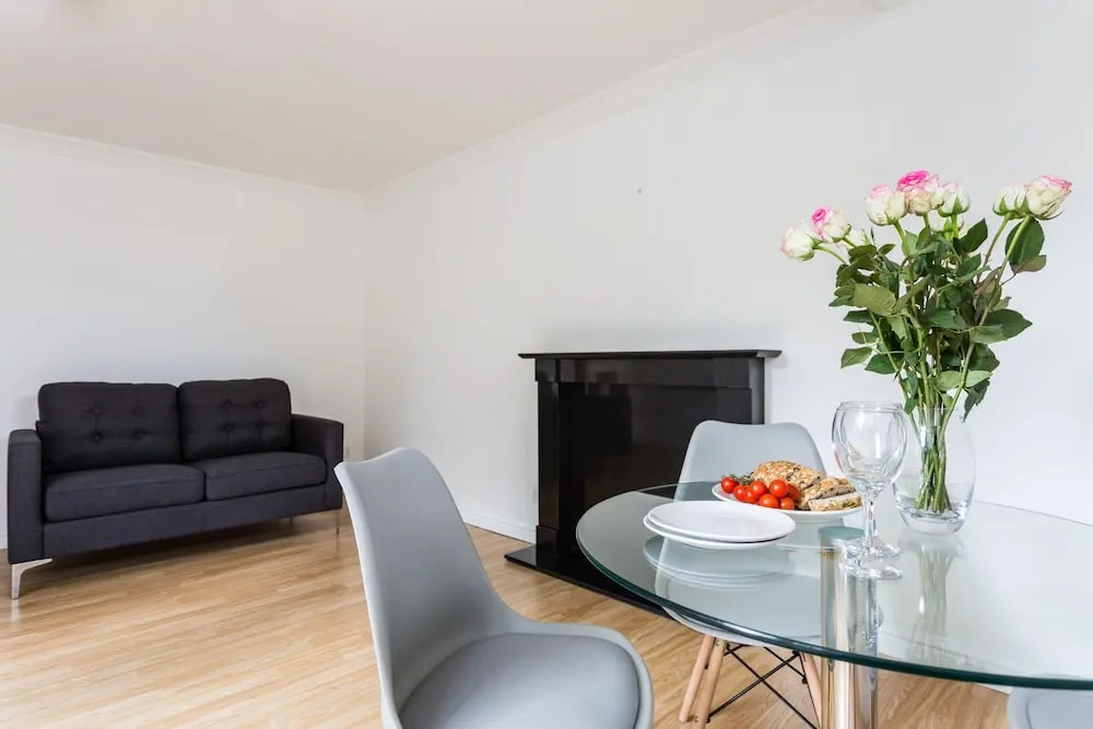2 Bedroom Flat In Hammersmith Near The Thames