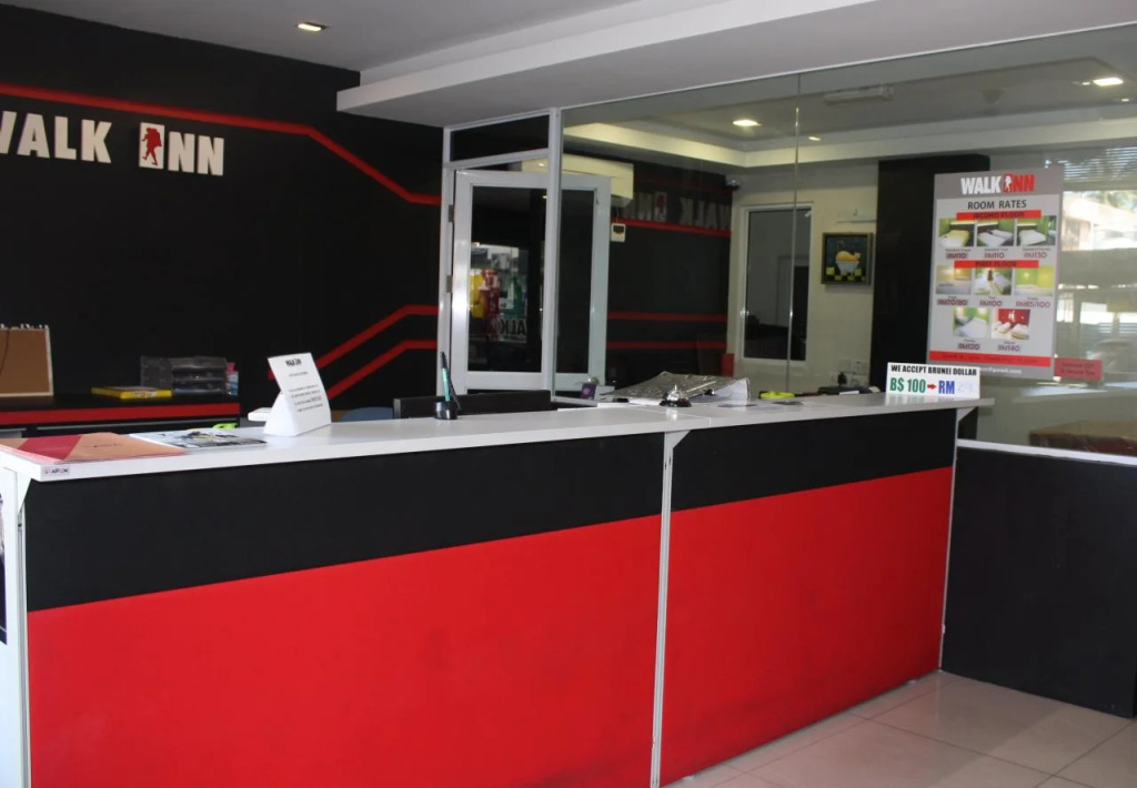 Walk Inn