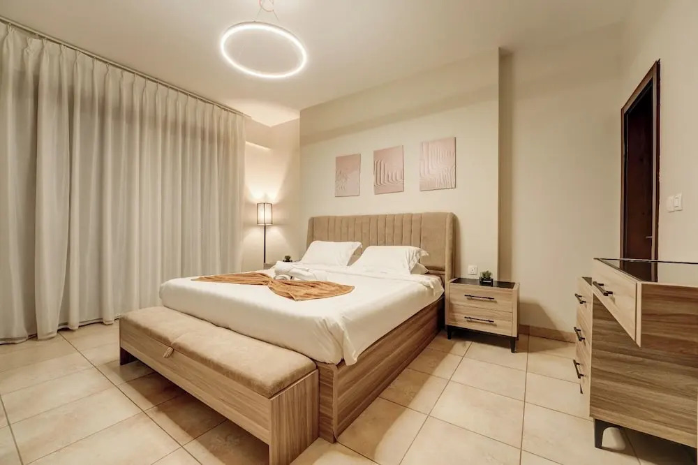 Raha Elite Suites and Villas for Family Only