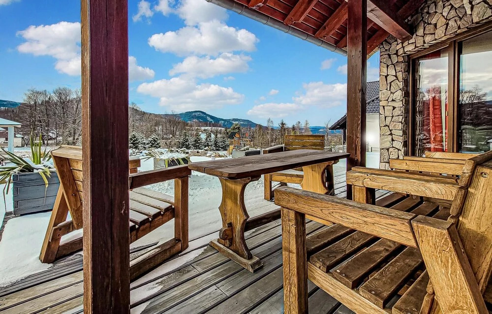 Nice Home in Karpacz With Wifi and 5 Bedrooms