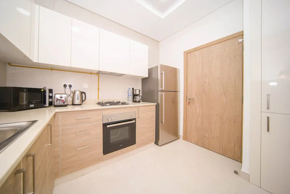 Business Bay 1BR Canal View Rooftop Pool - 360 vacation