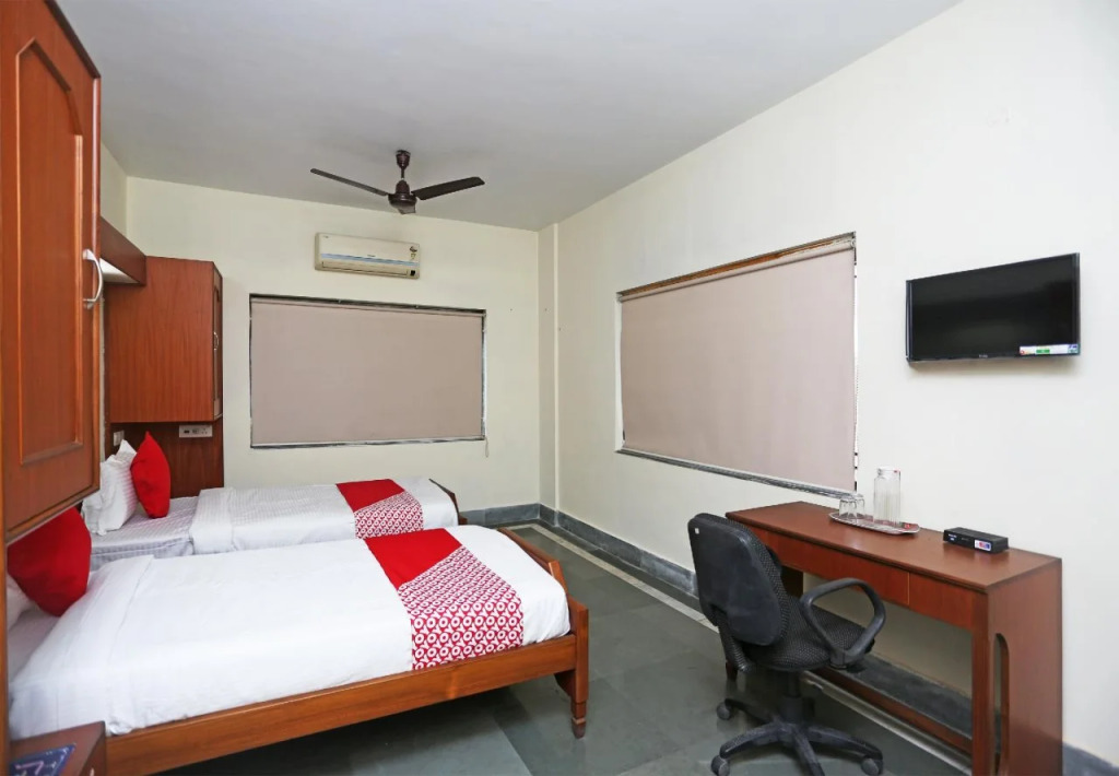 Iphmr By OYO Rooms