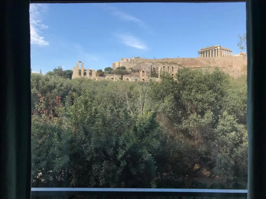 Holodek Apartments : Parthenon
