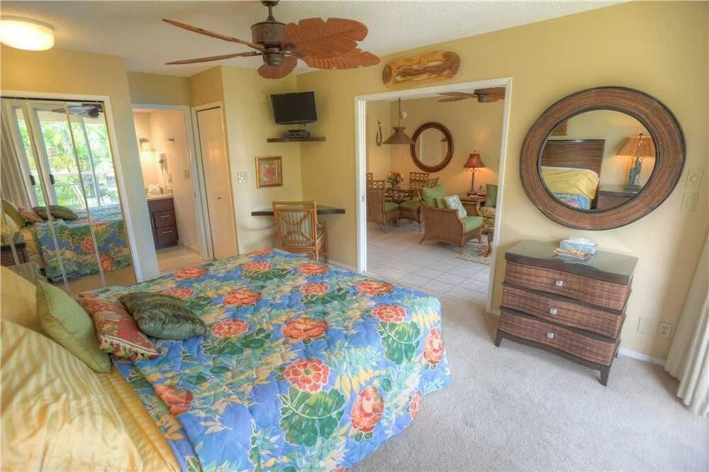Maui Banyan H214 - One Bedroom Condo