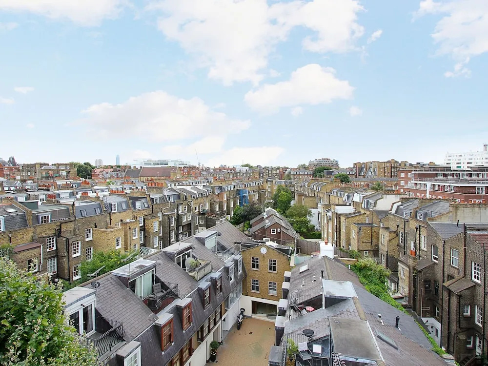 Posh Apartment in London near Hyde Park
