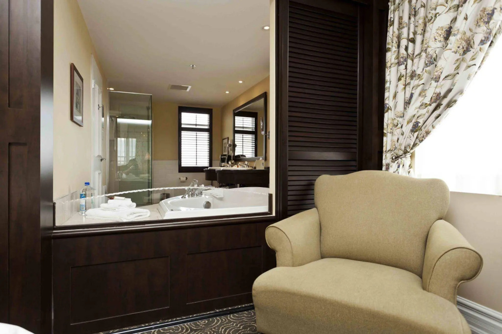 Le St-Martin Hotel & Suites