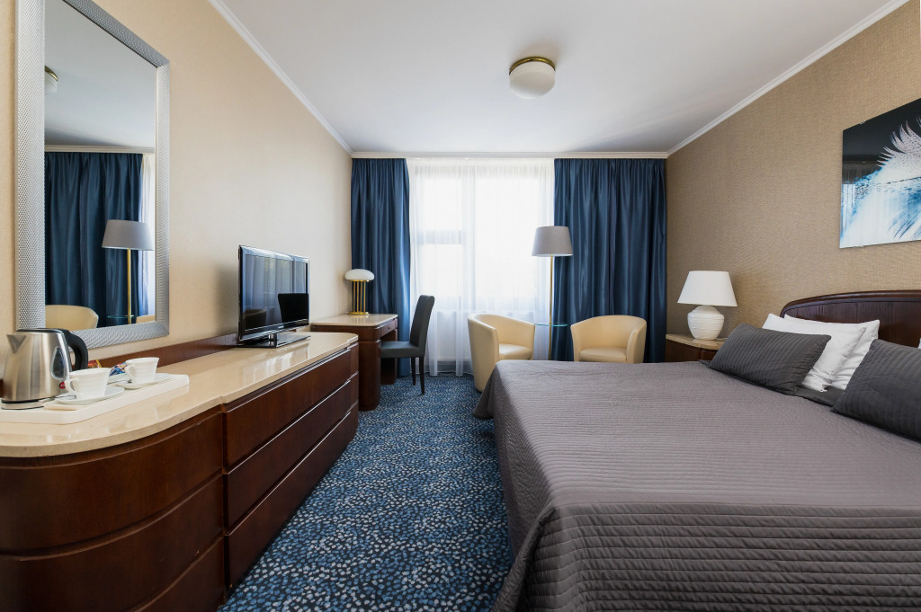 Booking Hotel & Spa