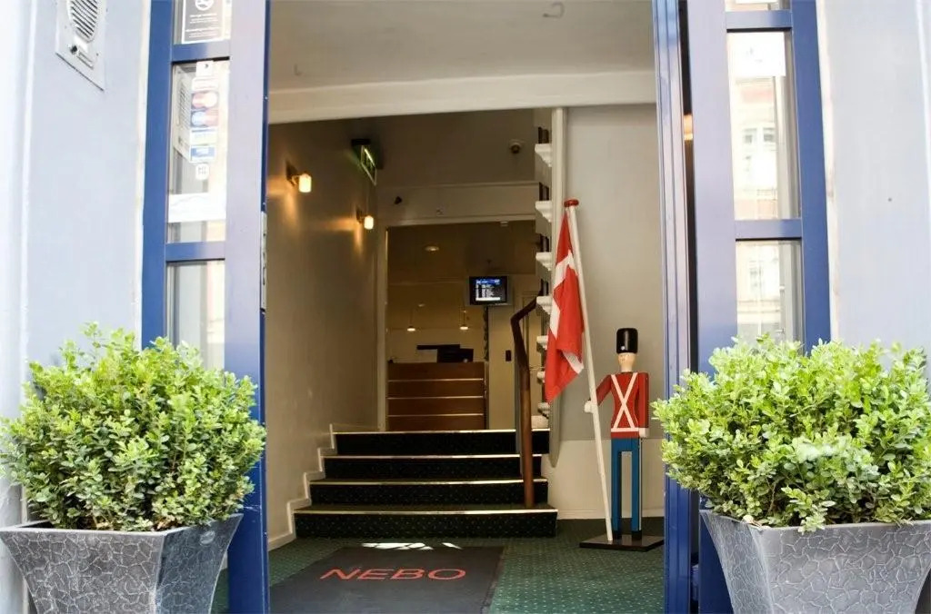 City Hotel Nebo