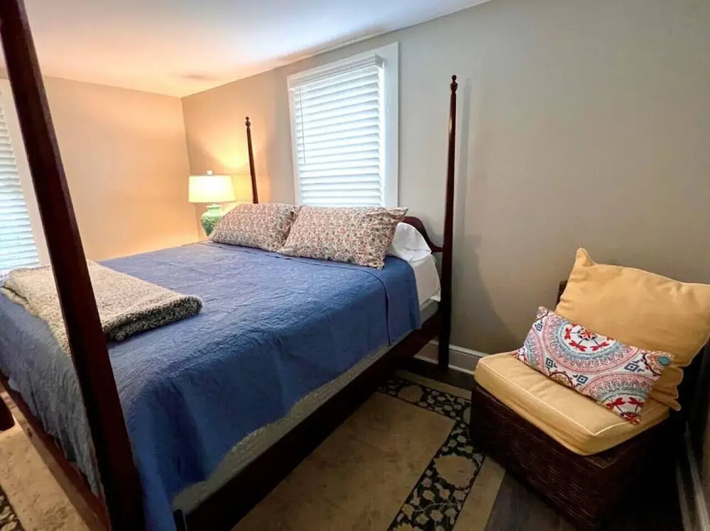 Historic Home in Downtown Greer Shop,eat & Sleep
