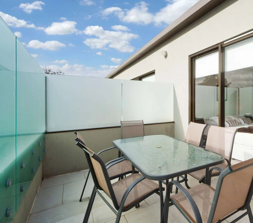 Smart Modern St Kilda