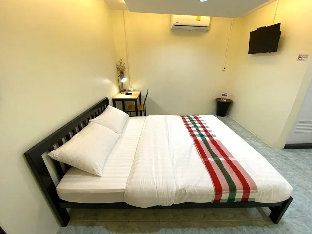 Gate 2Hostel