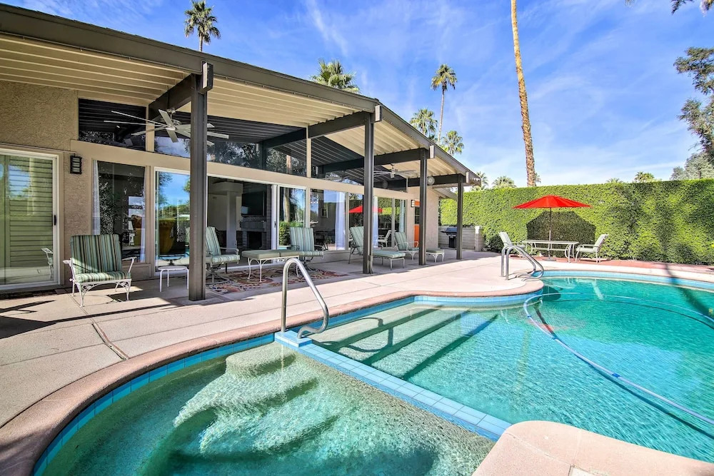 Palm Springs Oasis w/ Pool & Golf Course Views!