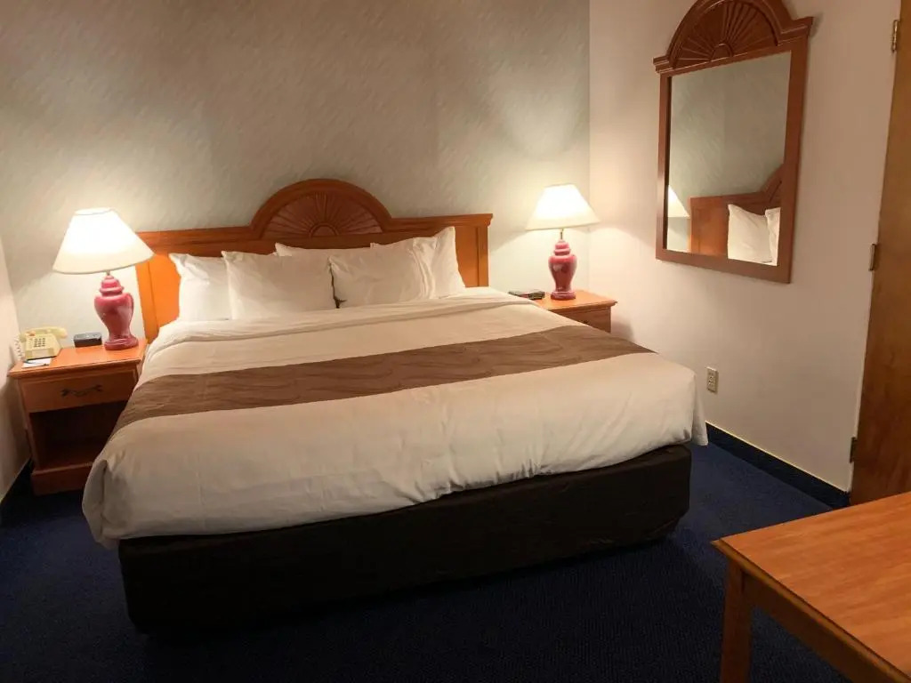 Americas Best Value Inn Sandpoint