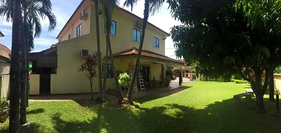 Sajitha Huest House