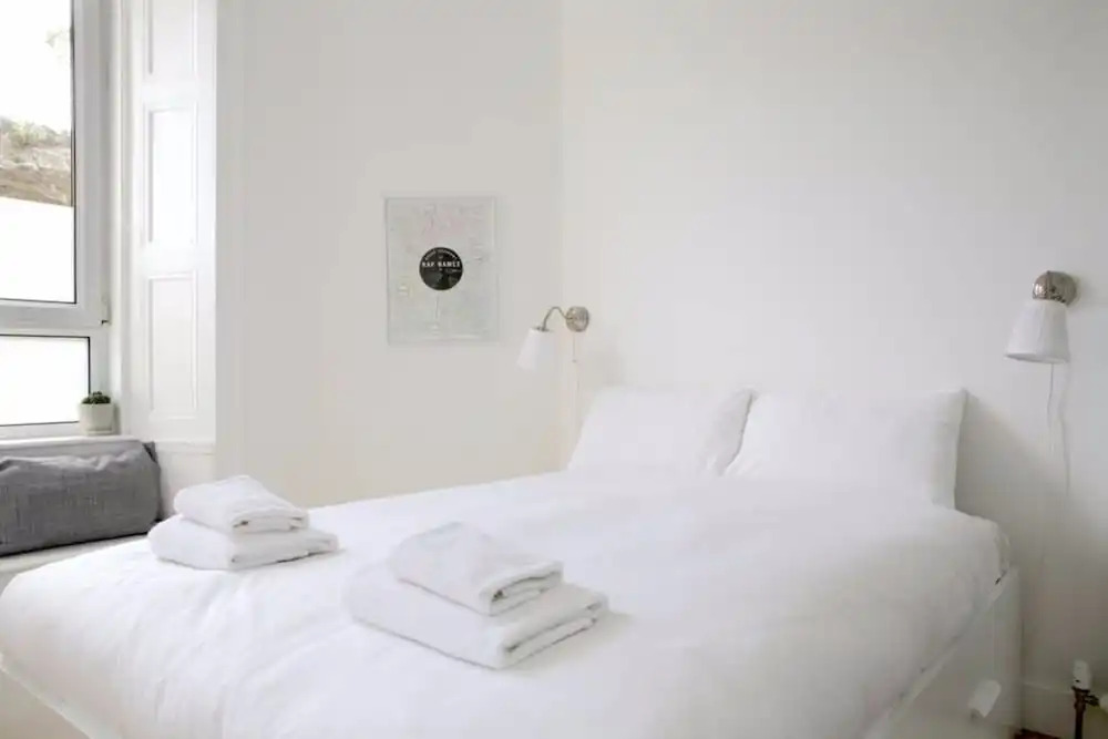 1 Bedroom Apartment In Royal Mile