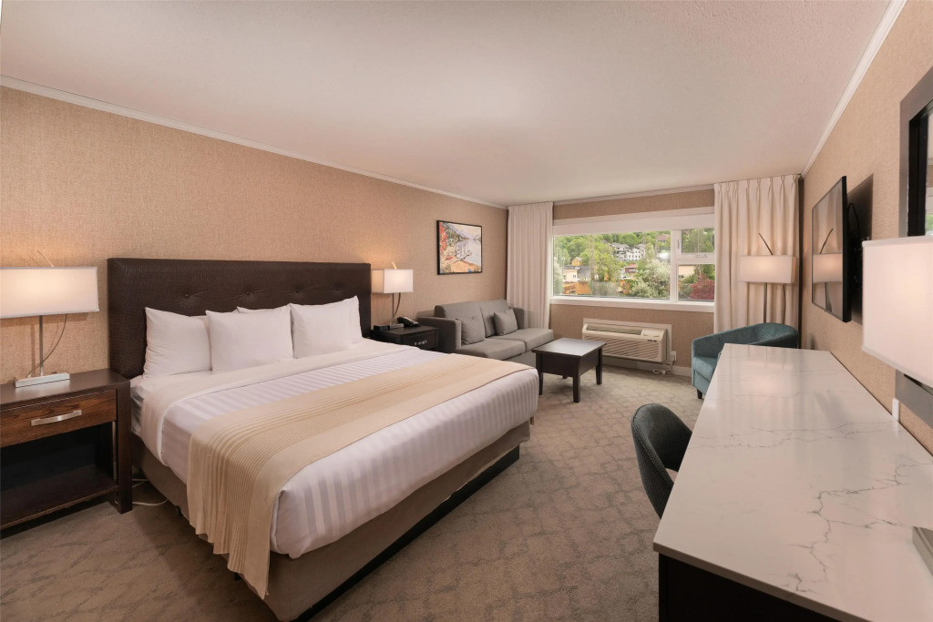Prestige Lakeside Resort, WorldHotels Elite