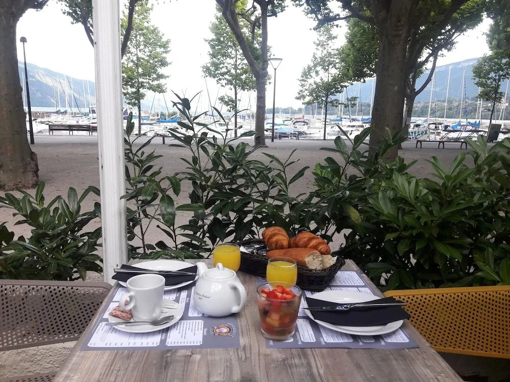 Hotel Beau Rivage