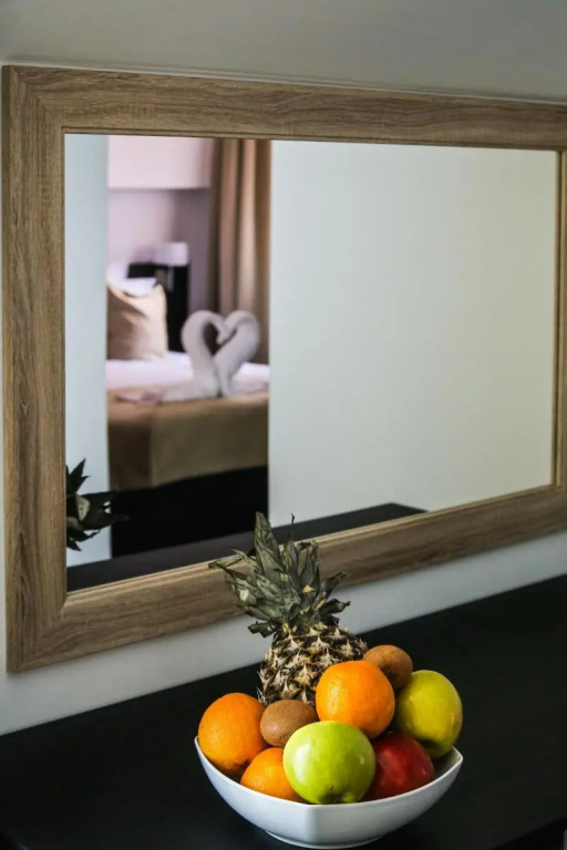 Garni Hotel Zen free parking