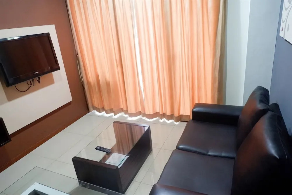 Cozy and Spacious Apartment at Thamrin Residence near to Sudirman