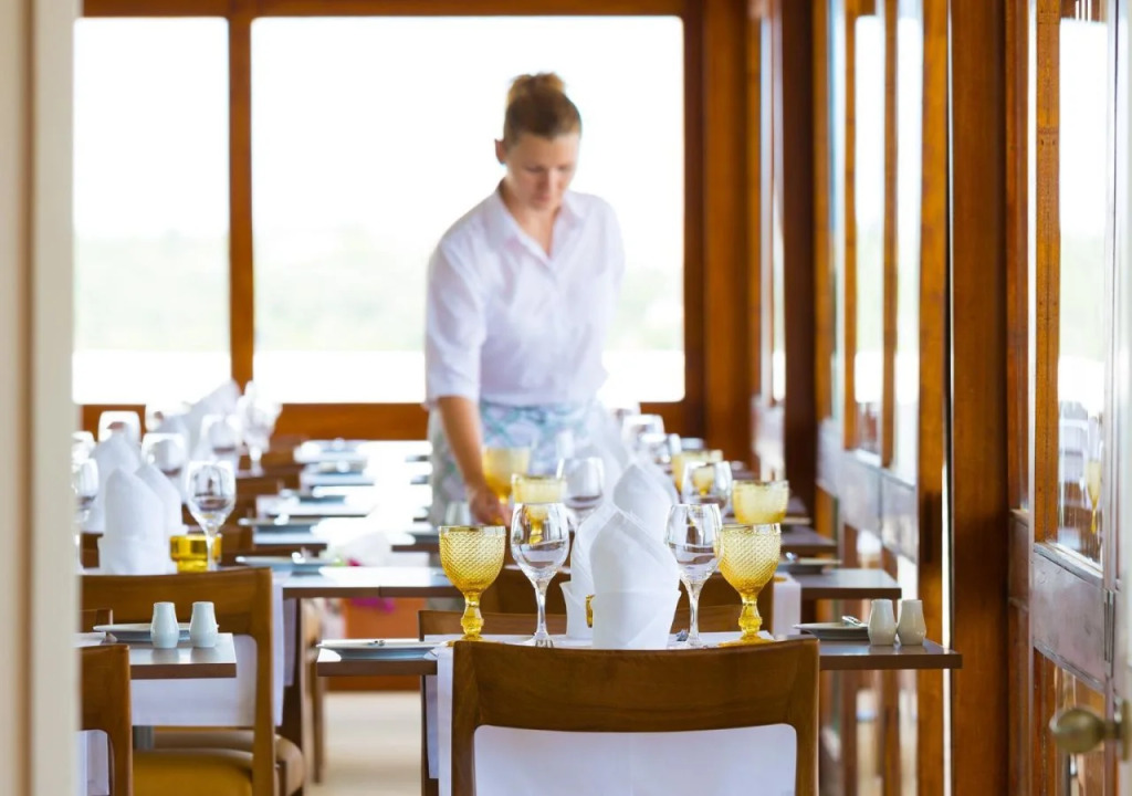 OZADI Tavira Hotel
