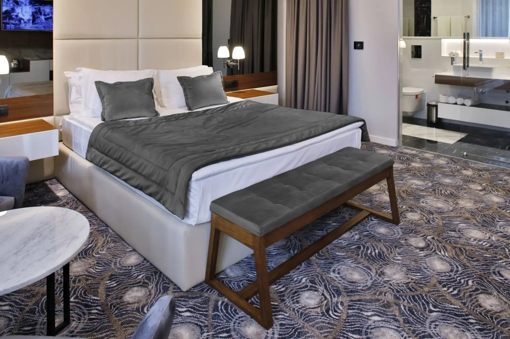 Sky Hotel