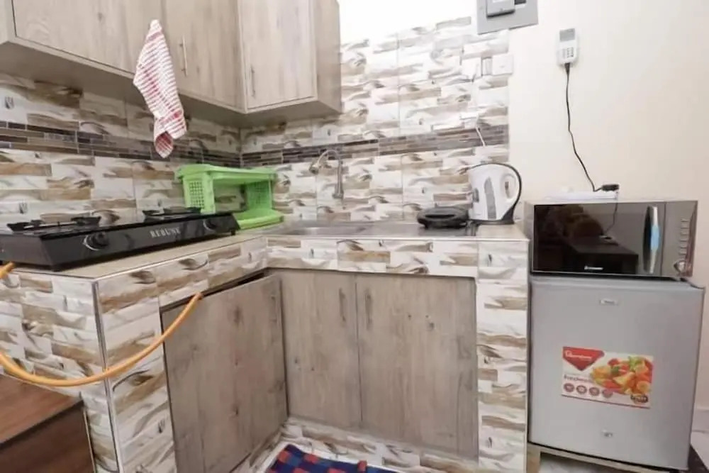 Lux Suites Ganjoni Studio Apartment