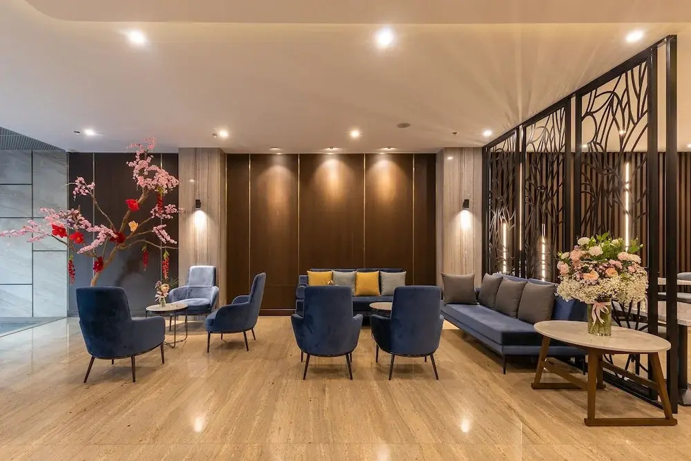 Nhat Ha Lavish Hotel
