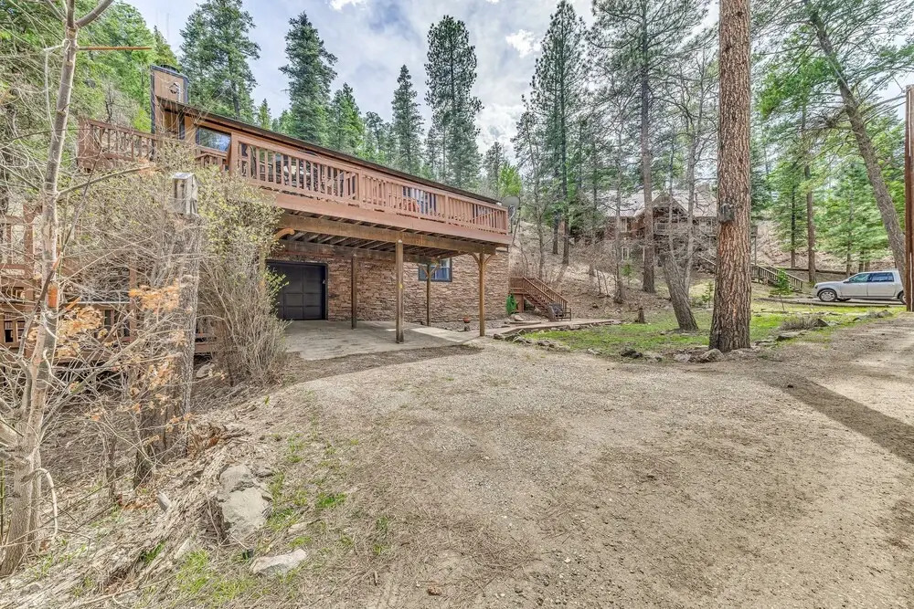 Ruidoso Mountain Home w/ 3 Decks & Grill!