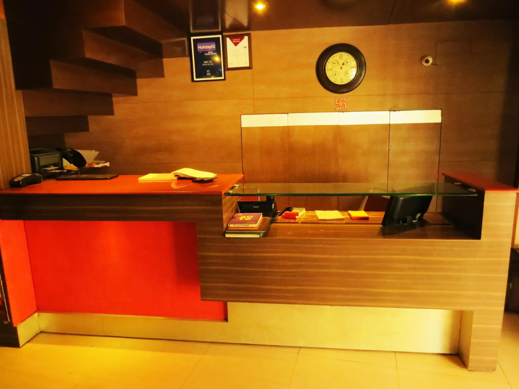 Hotel Amar Palace