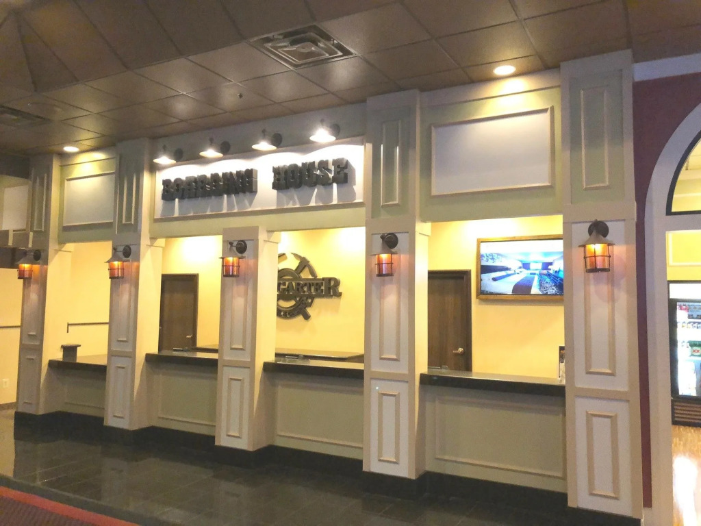 Red Garter Hotel & Casino by Red Lion Hotels