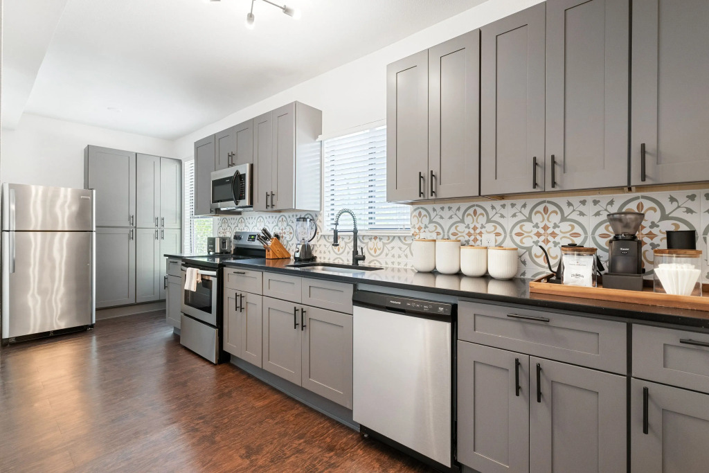 Abode Houston - Montrose Downtown
