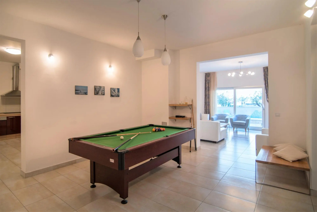 Mirca in Supetar With 7 Bedrooms and 6 Bathrooms
