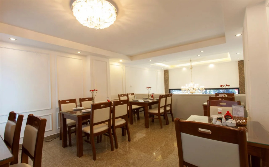 Queen Light Hotel - Ha Noi Old Quater
