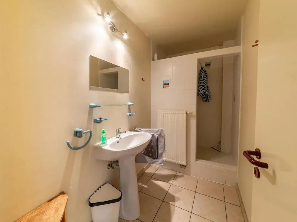 Forest-Edge Hideaway, Bouillon
