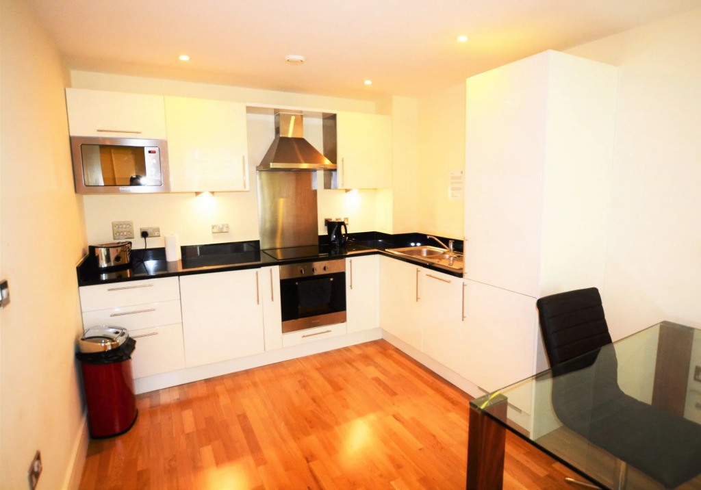 Zen Apartments - City Airport London