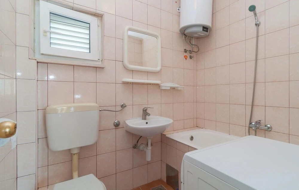Stunning Apartment in Solin With 3 Bedrooms and Wifi
