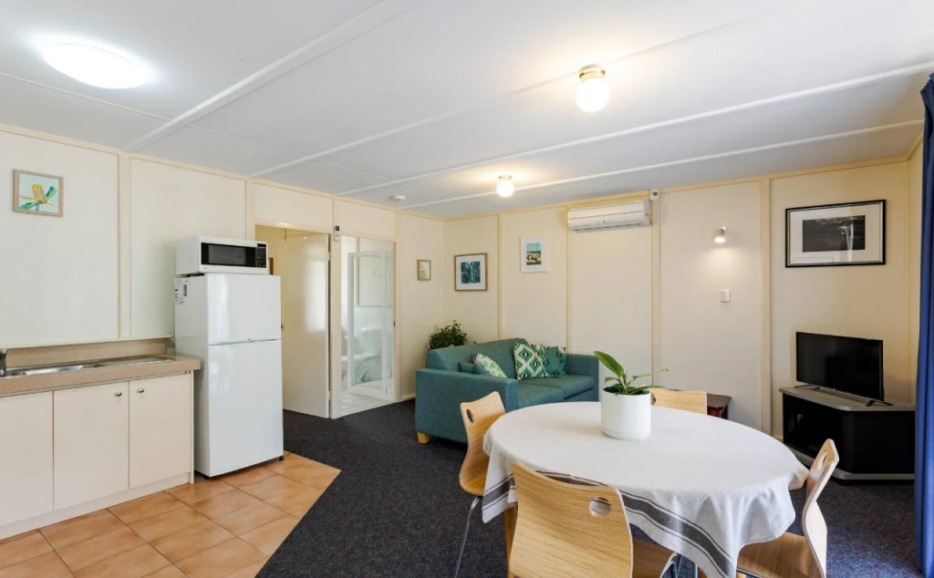 Park Avenue Holiday Units