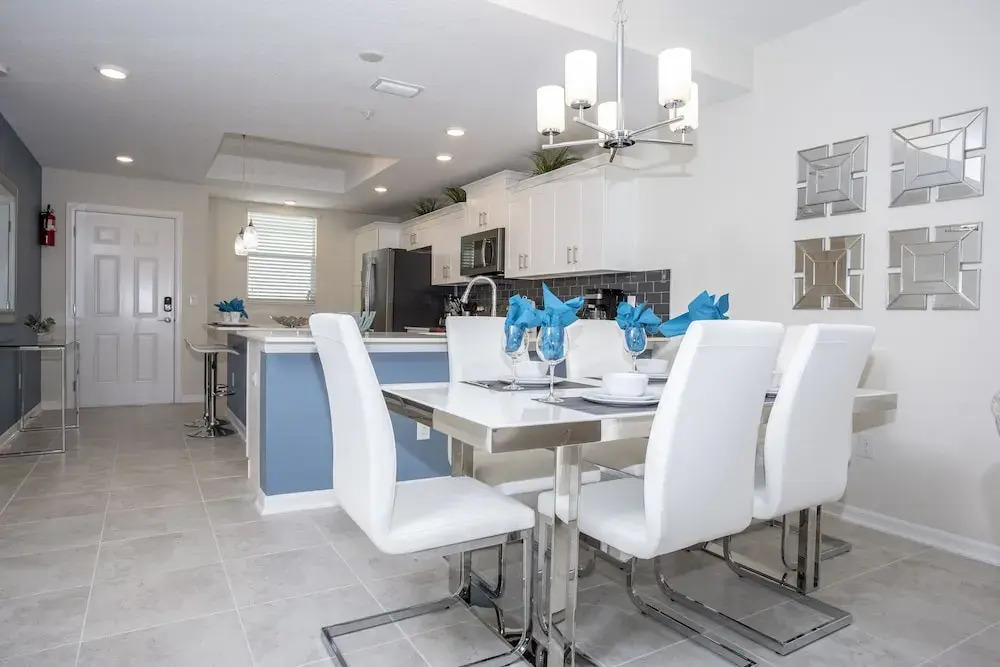 Stunning 2 Bedroom Apartment with AquaPark 304 4721
