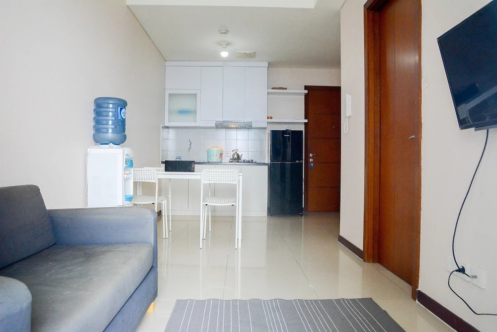 Simply Spacious 1BR Apartment at Green Bay Pluit