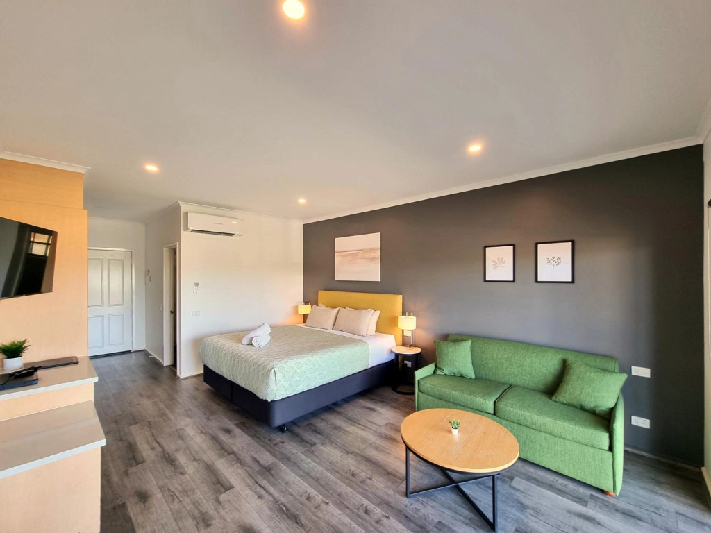 Seaview Motel & Apartments
