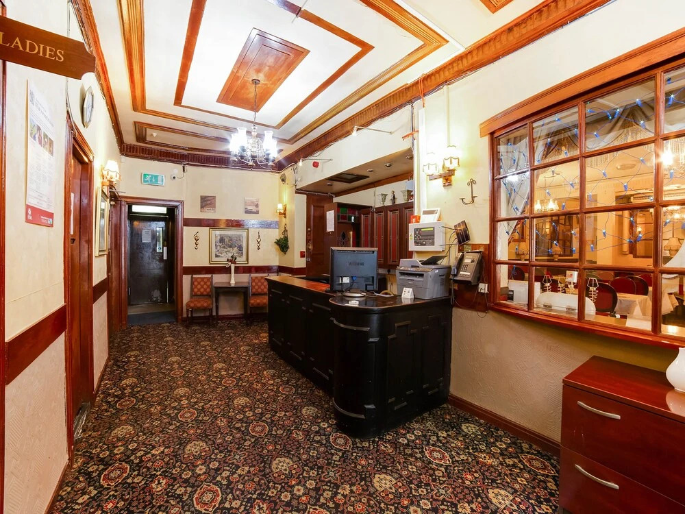Sneyd Arms Hotel Tunstall