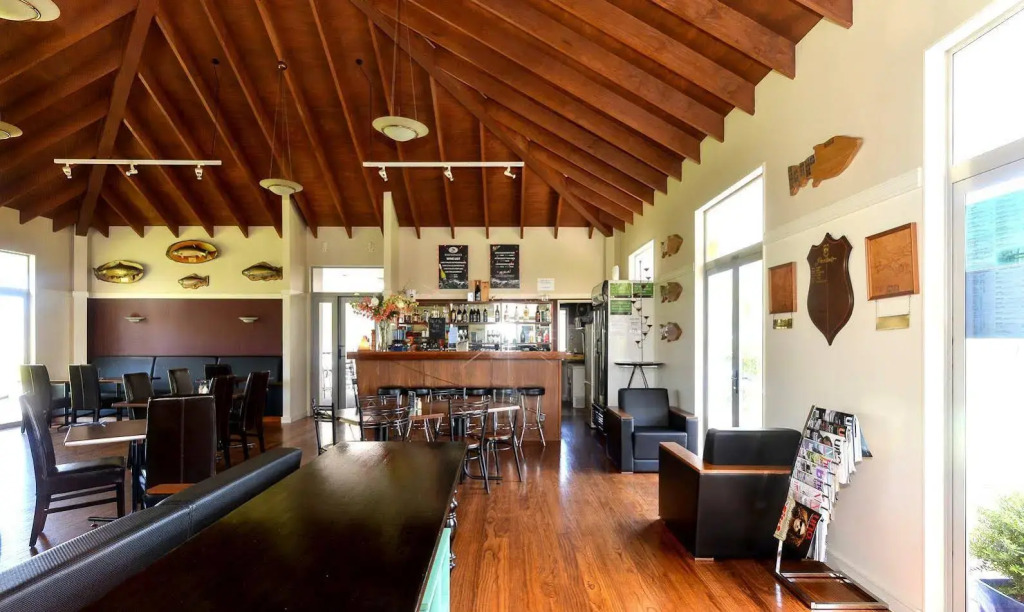 Twinlake Villas