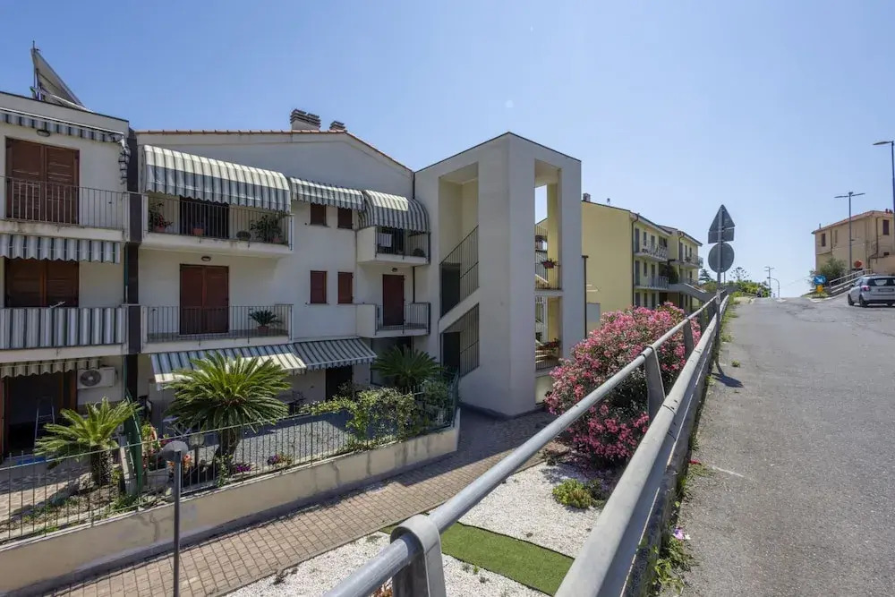 Spacious Apartment With Terrace by Wonderful Italy