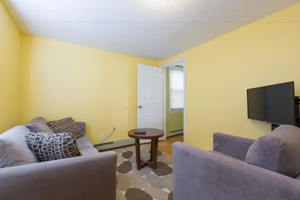 Kendall Square Apartments by Next Star