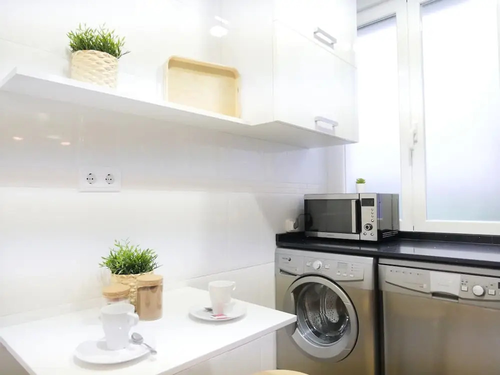 Charming and Stone Throw to Guggenheim & Old Town