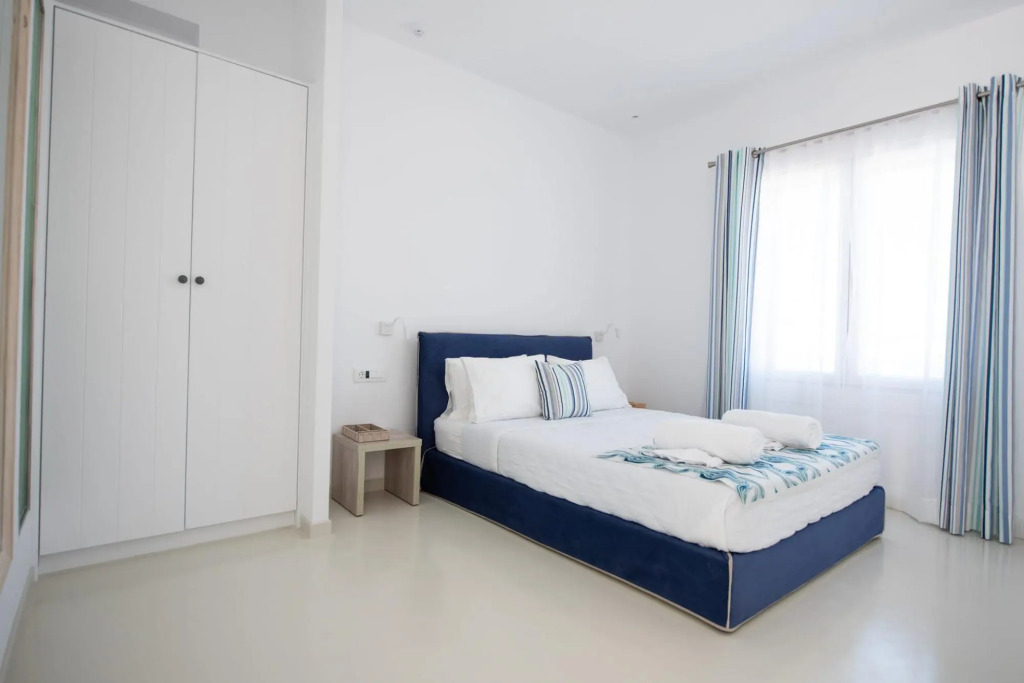 Luxury 1 Bedroom Apartment 3A