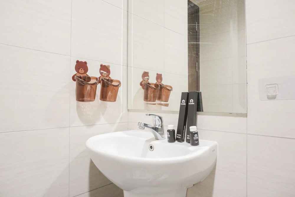 Minimalist and Comfort Living 1BR at Ciputra International Apartment